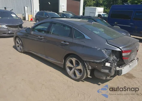 2018 Honda Accord Touring 2.0T z USA, uszkodzony, nr VIN 1HGCV2F90JA003493